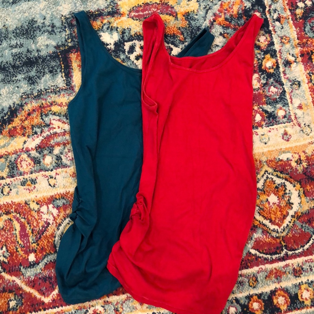 Lot of two Old Navy Maternity Tanks Ribbed
